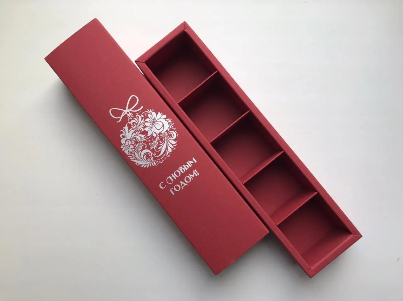 Длинная упаковка для конфет