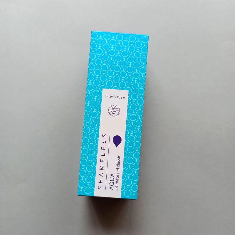 Голубая упаковка для косметики