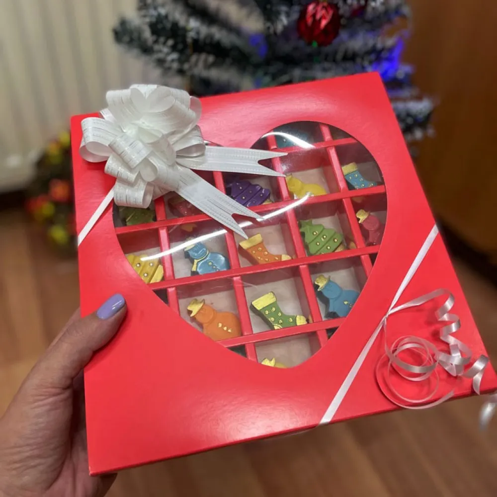 Красная упаковка для конфет