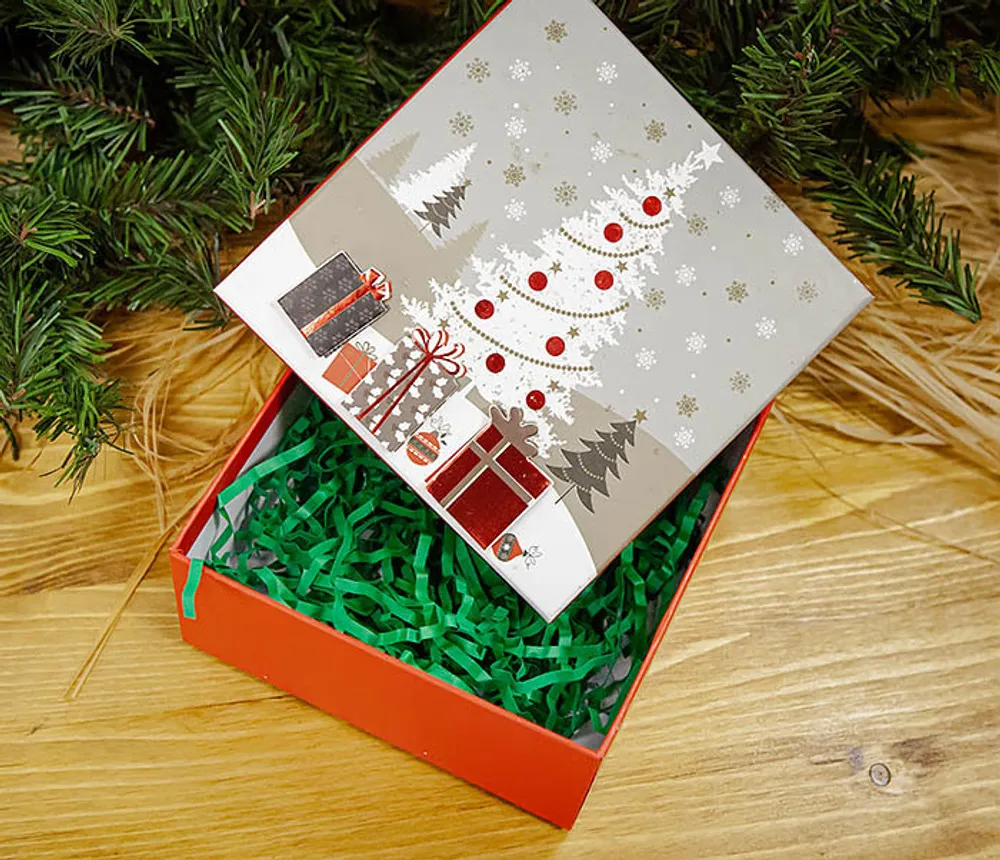 Новогодняя упаковка с елкой