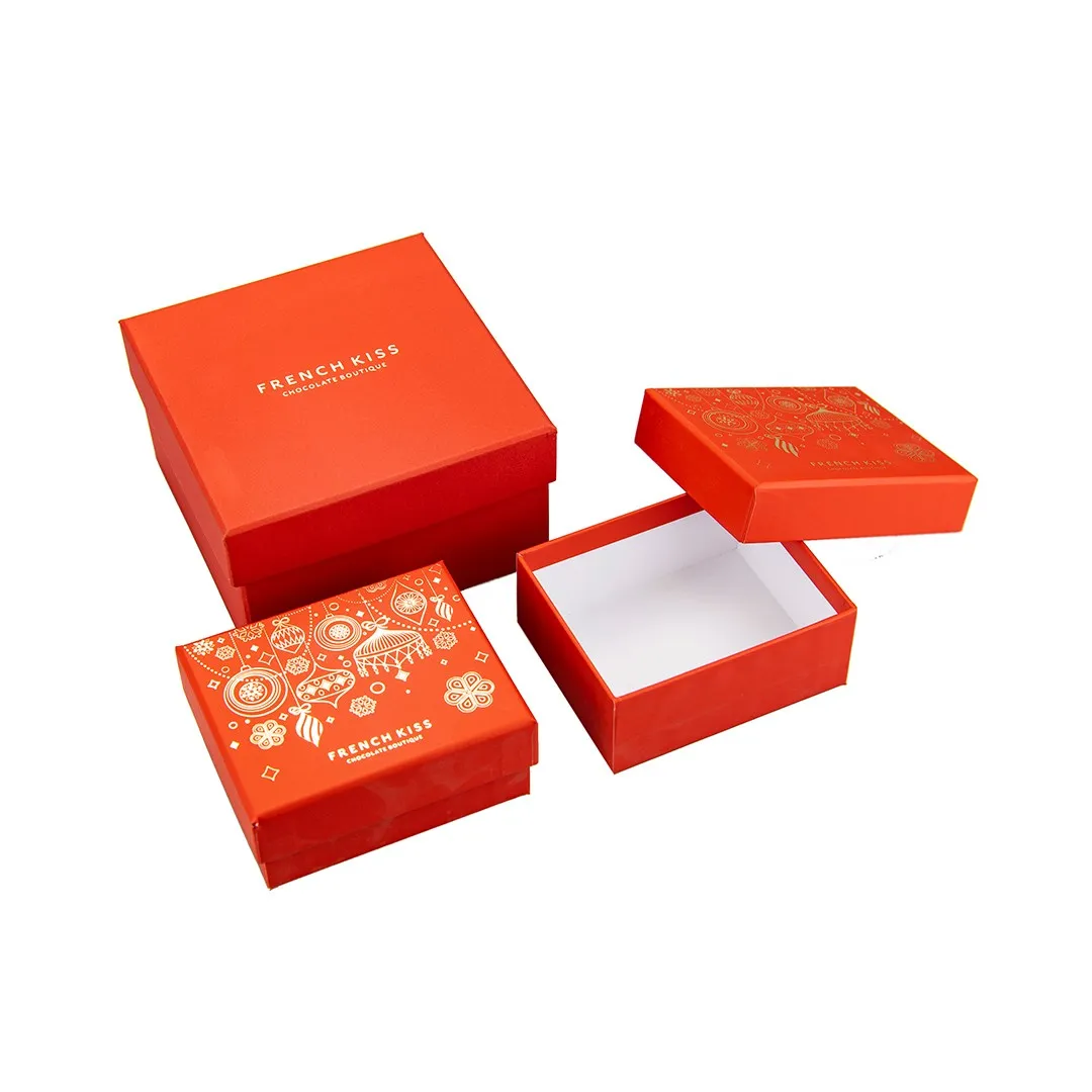 Оранжевая упаковка для конфет