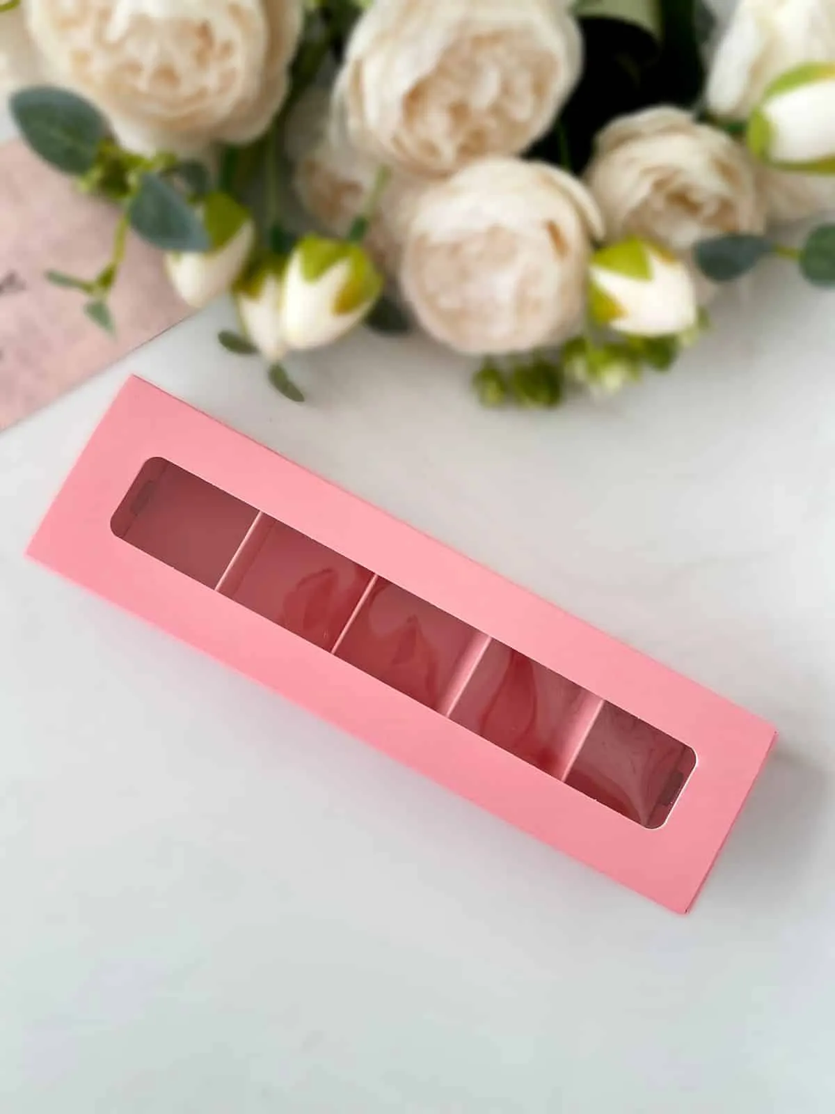 Розовая упаковка для конфет