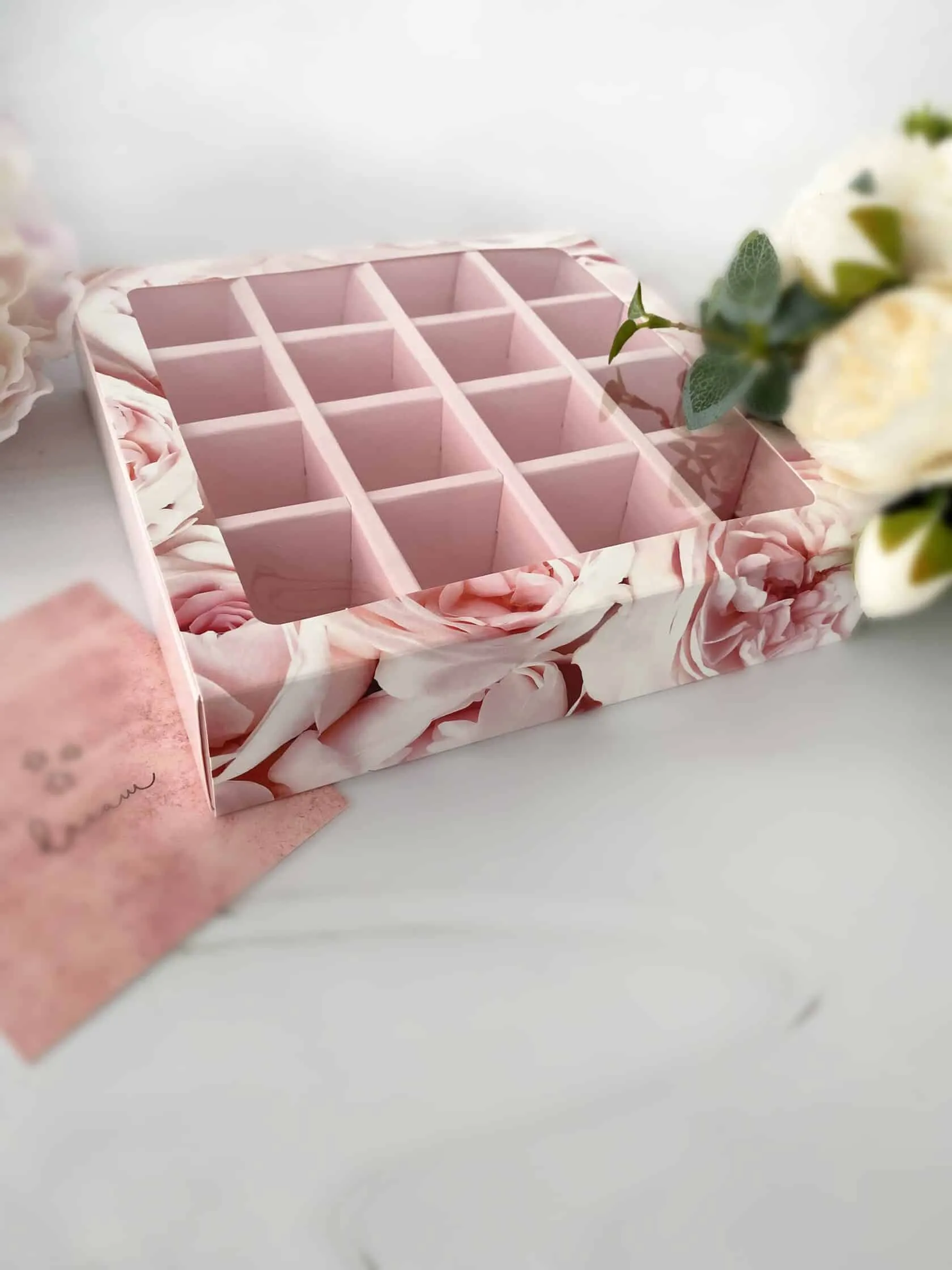 Розовая упаковка для конфет