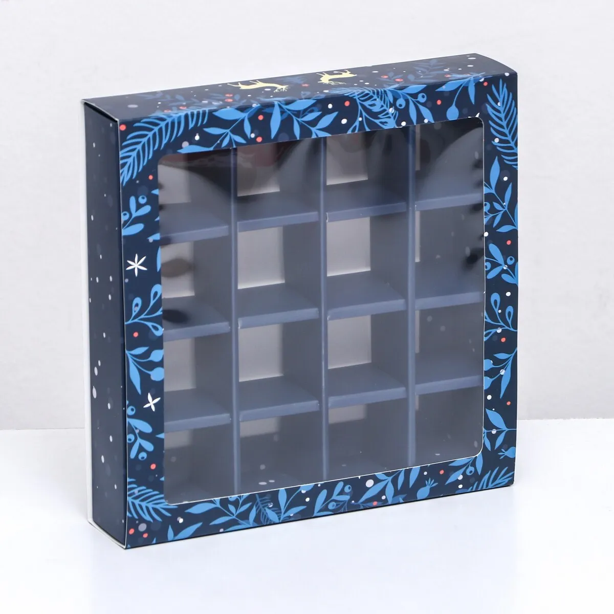 Синяя упаковка для конфет