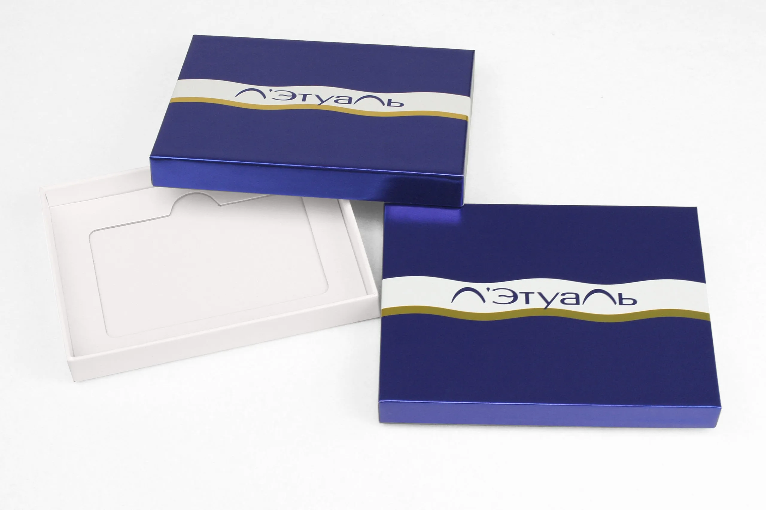 Упаковка для пластиковых карт