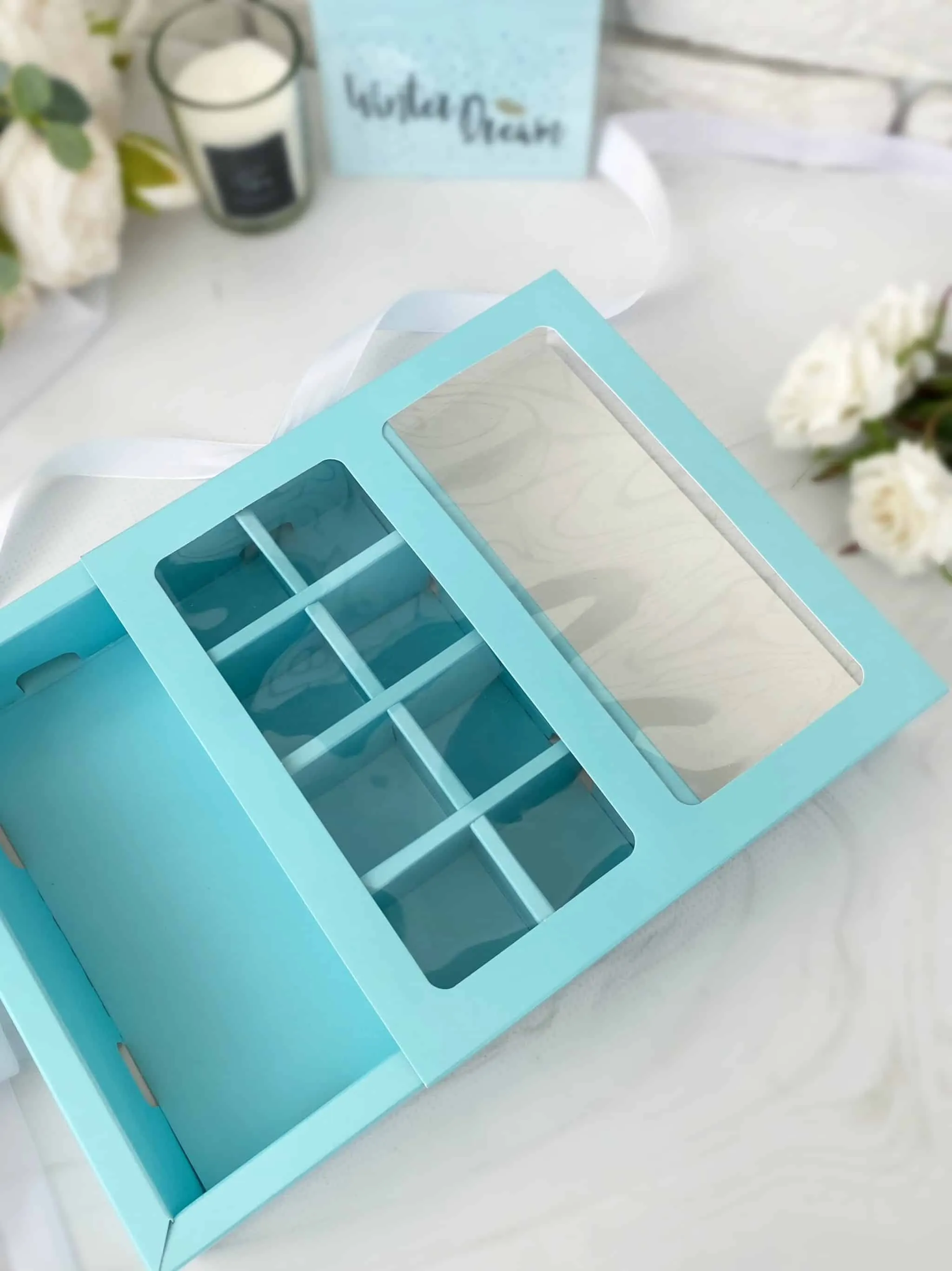 Зеленая упаковка для конфет