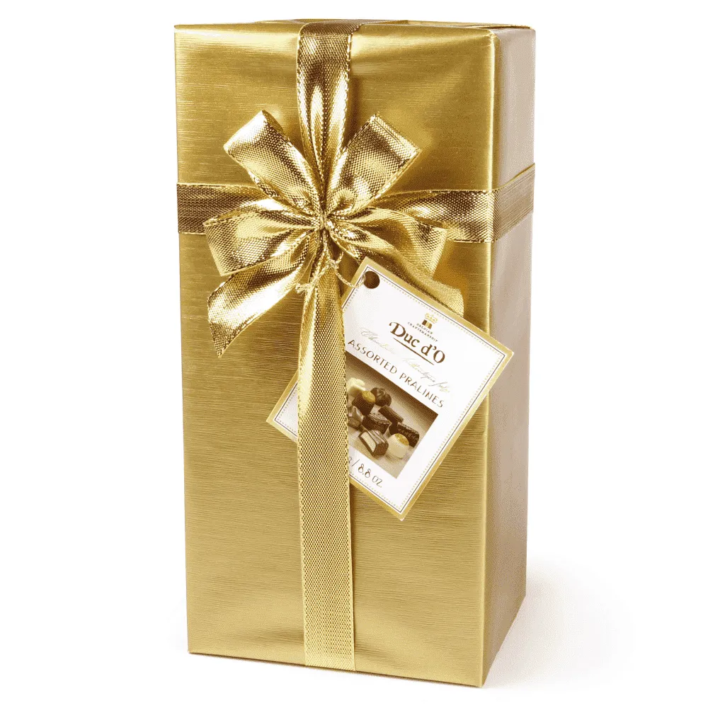 Золотая упаковка для конфет