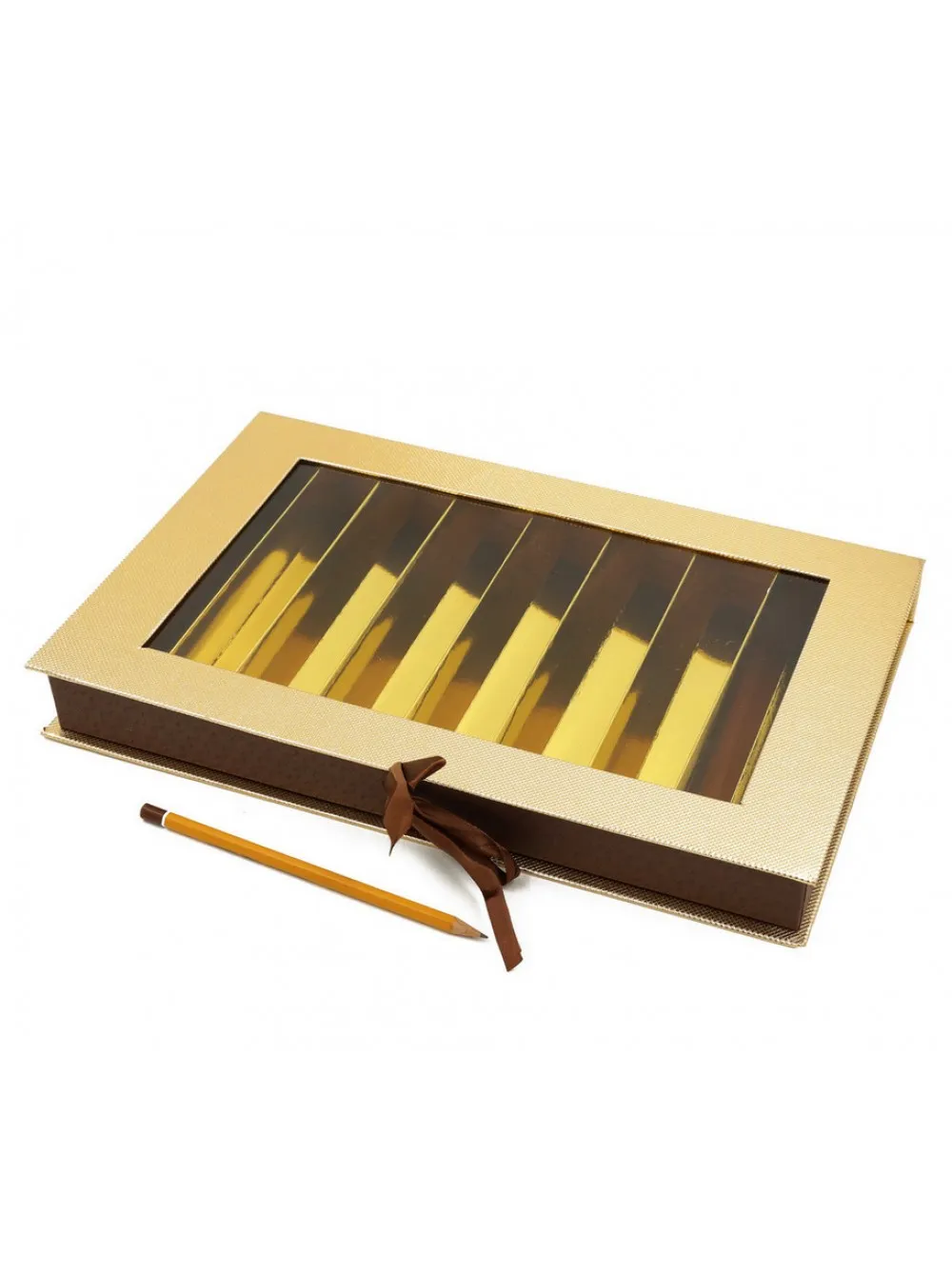 Золотая упаковка для конфет