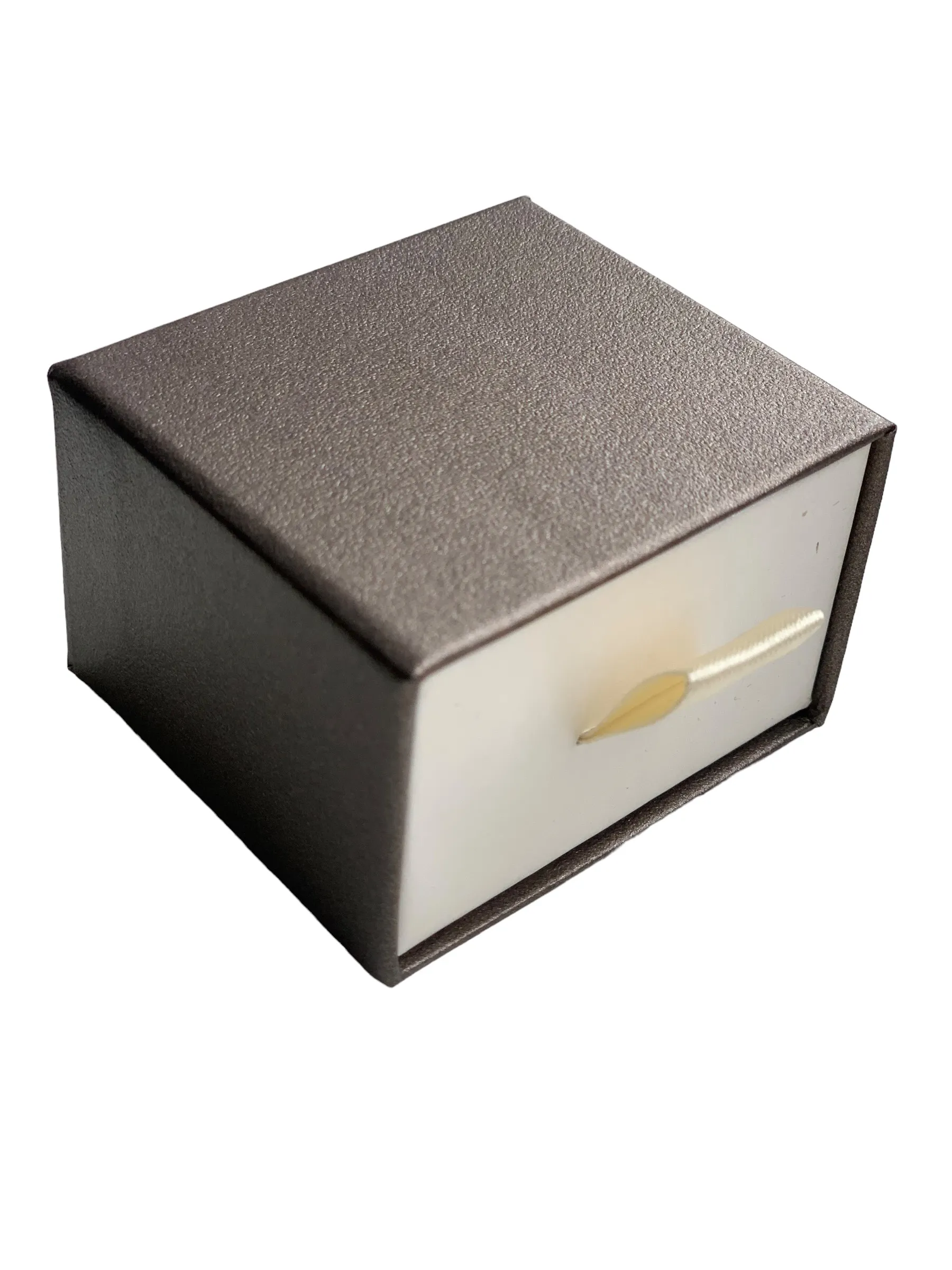 Подарочные коробки для бижутерии