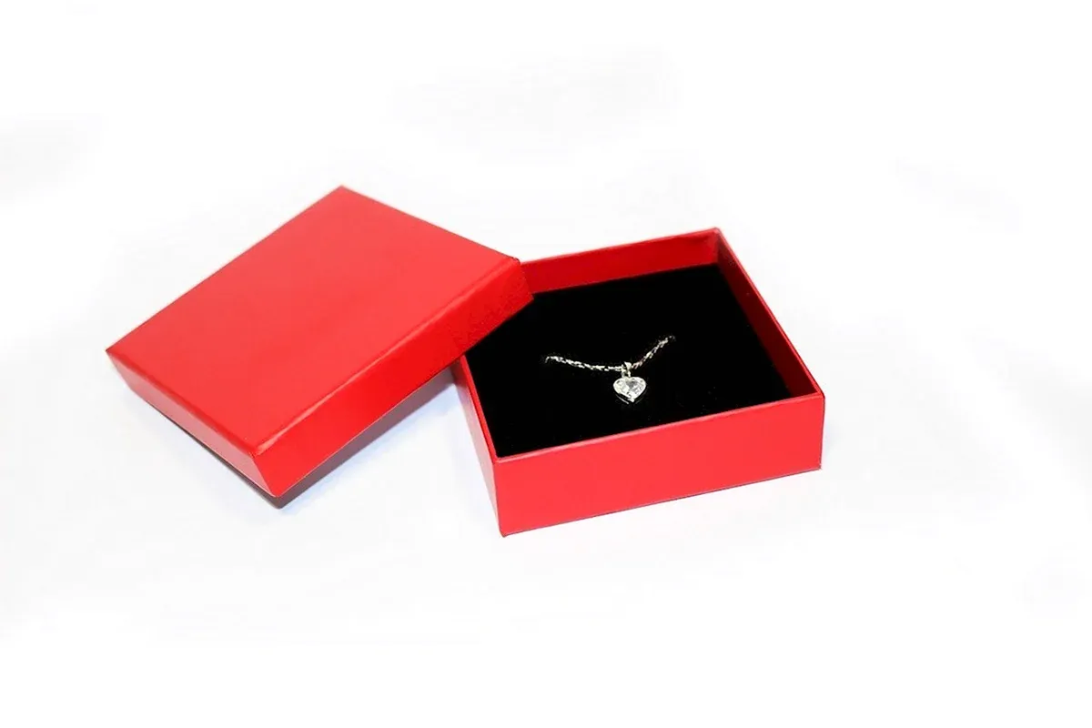 Подарочные коробки для цепочки