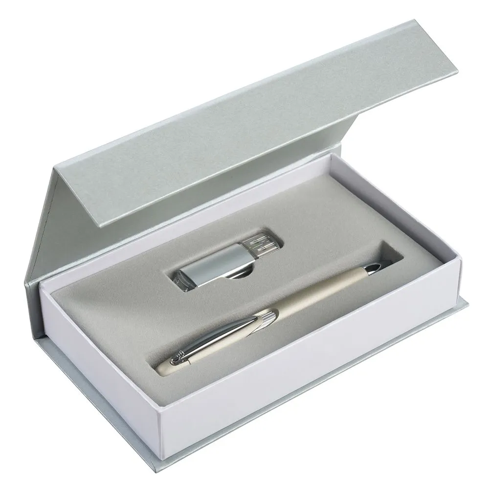 Подарочные коробки для флешки