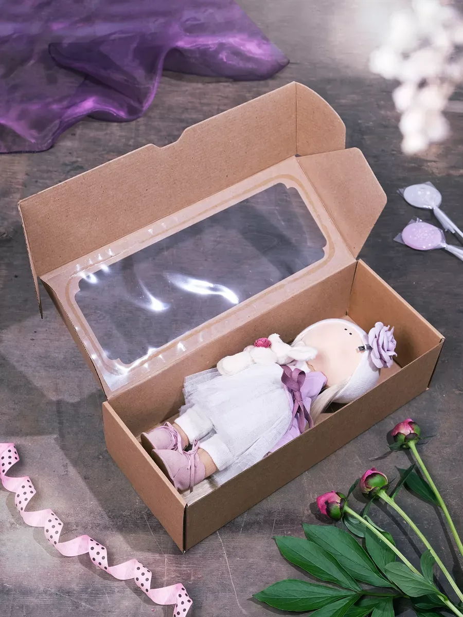 Подарочные коробки для кукол