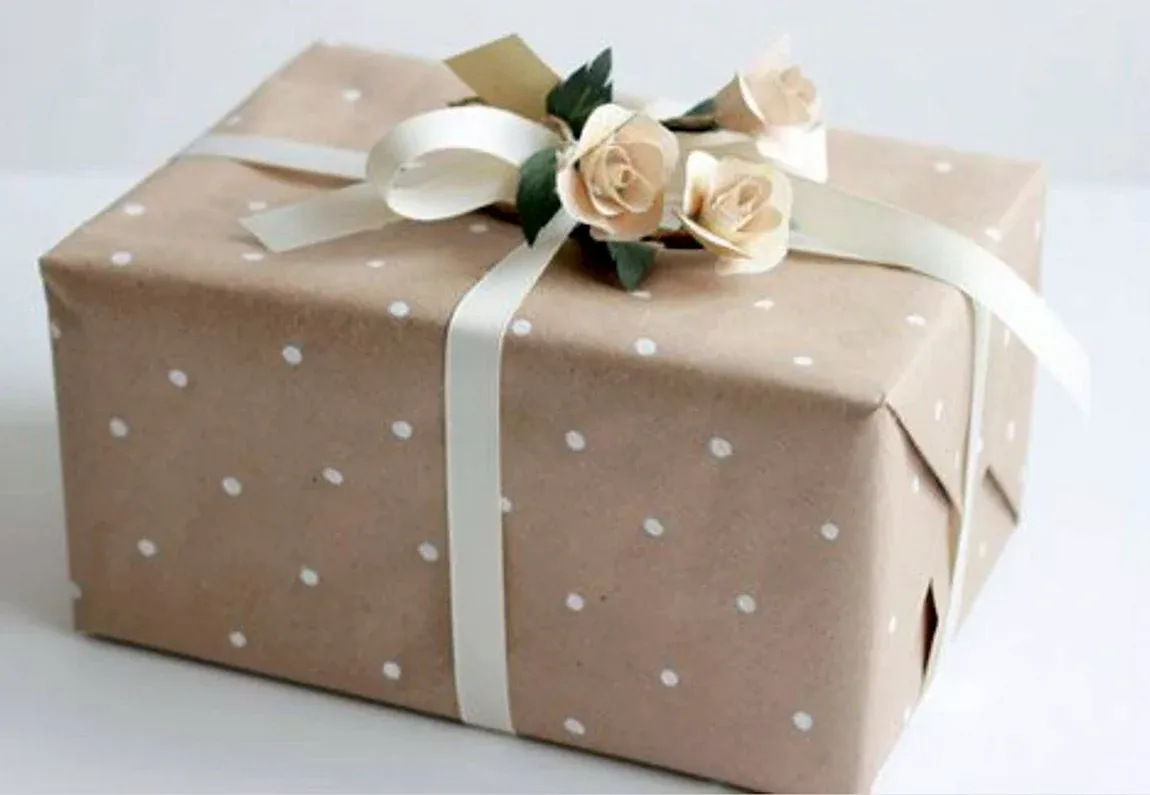Подарочные коробки для платья