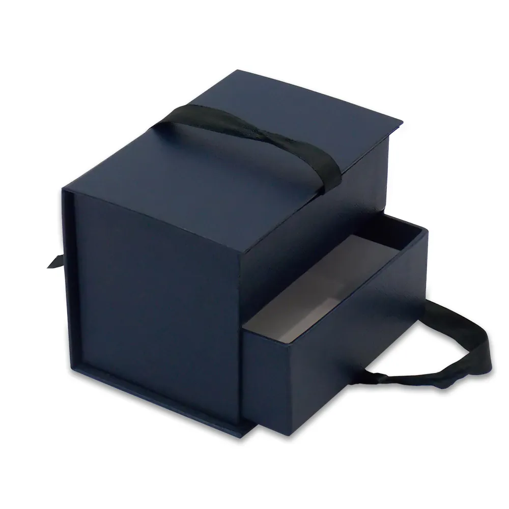 Подарочные коробки в виде шкатулки