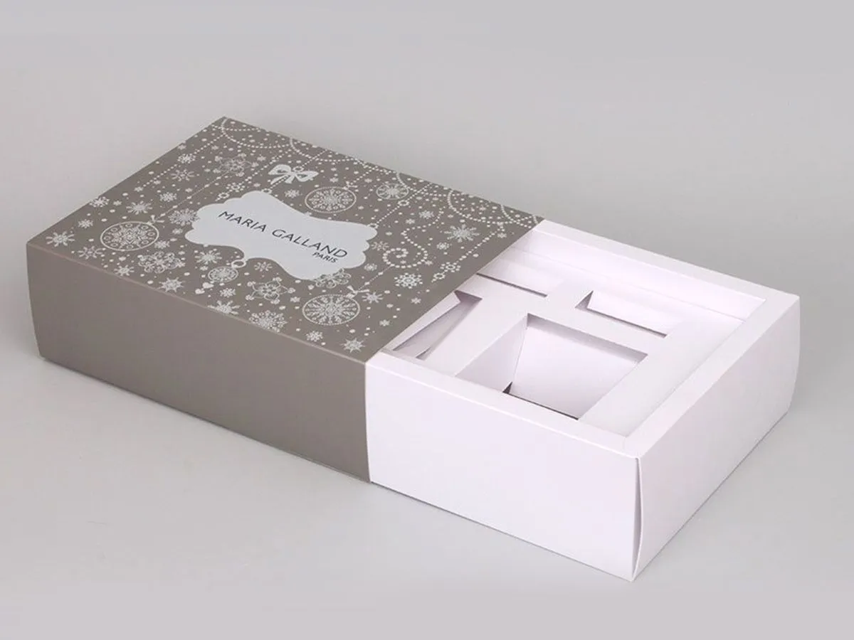 Выдвижные подарочные коробки