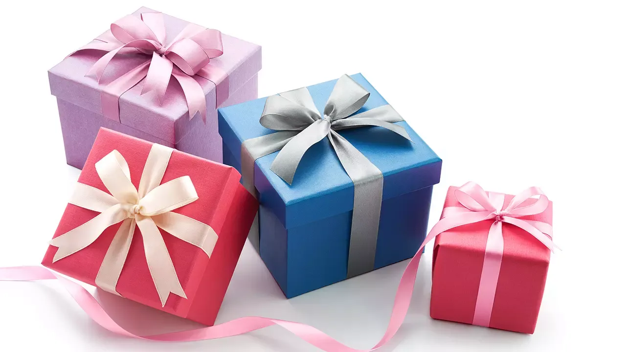 Подарочные коробки 40 см