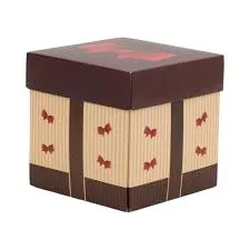 Подарочные коробки 40 см