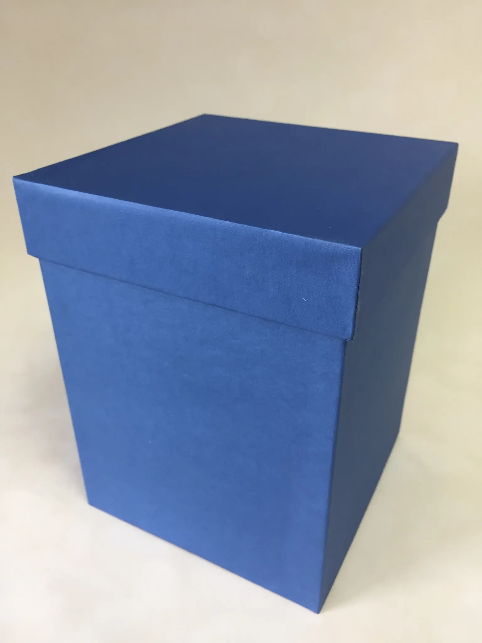 Подарочные коробки 50 см