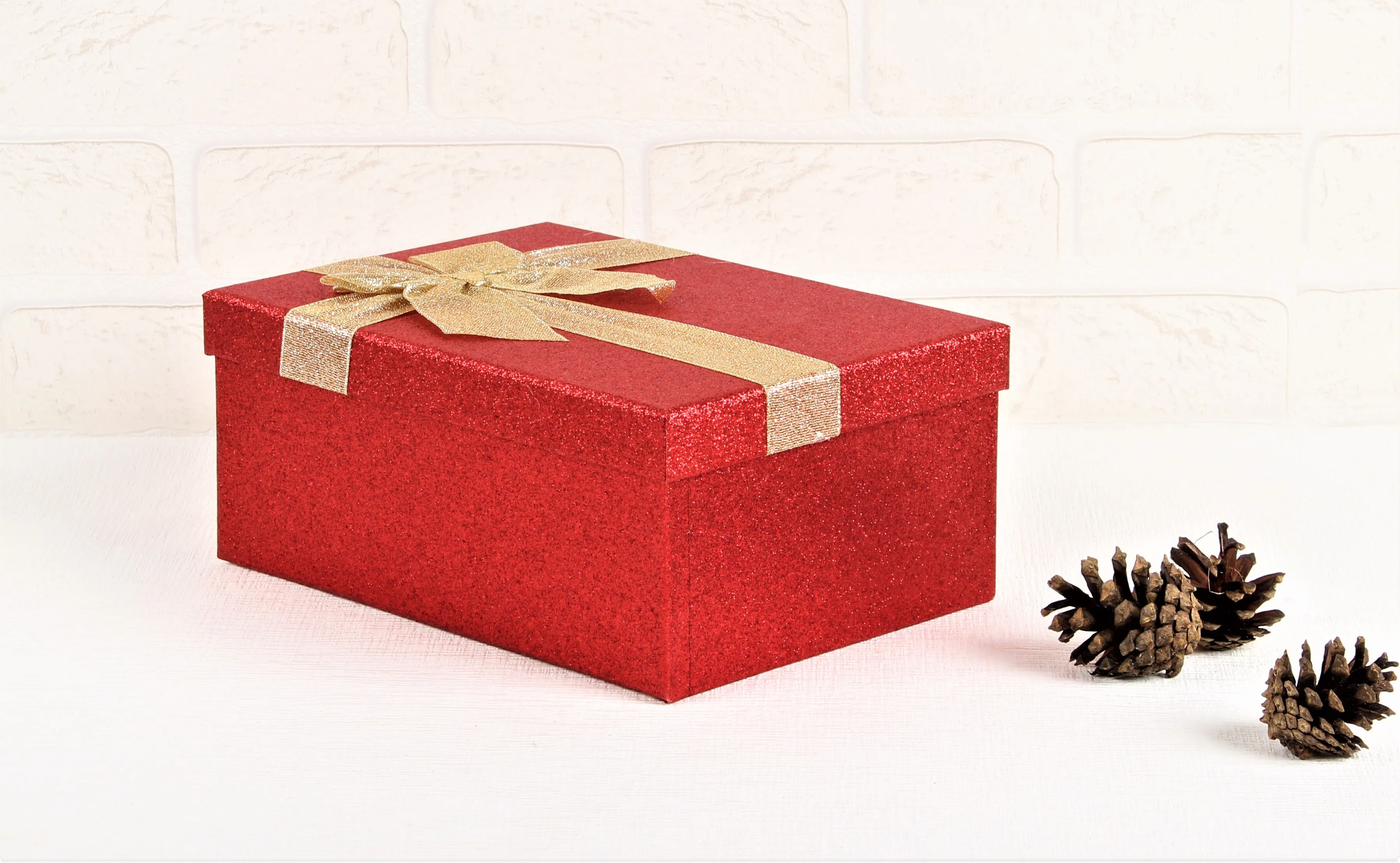 Подарочные коробки 50х30