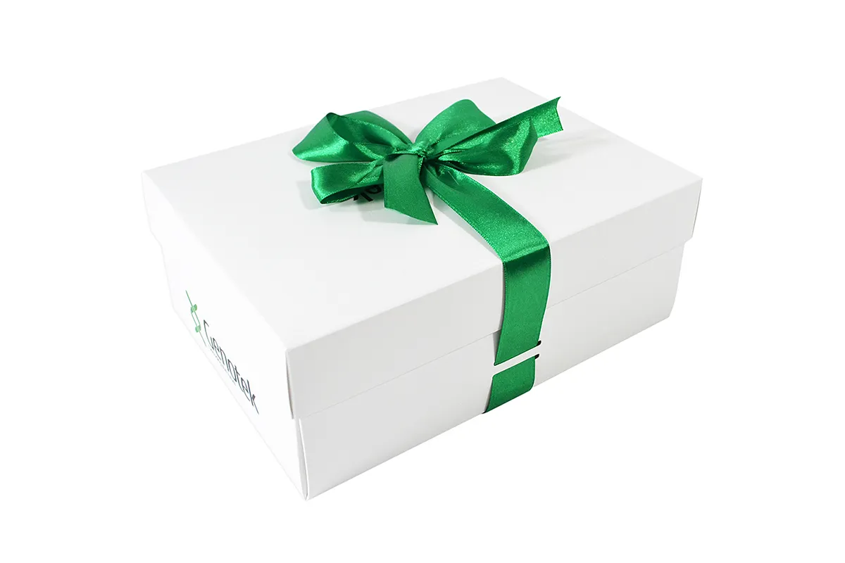 Подарочные коробки 50х30
