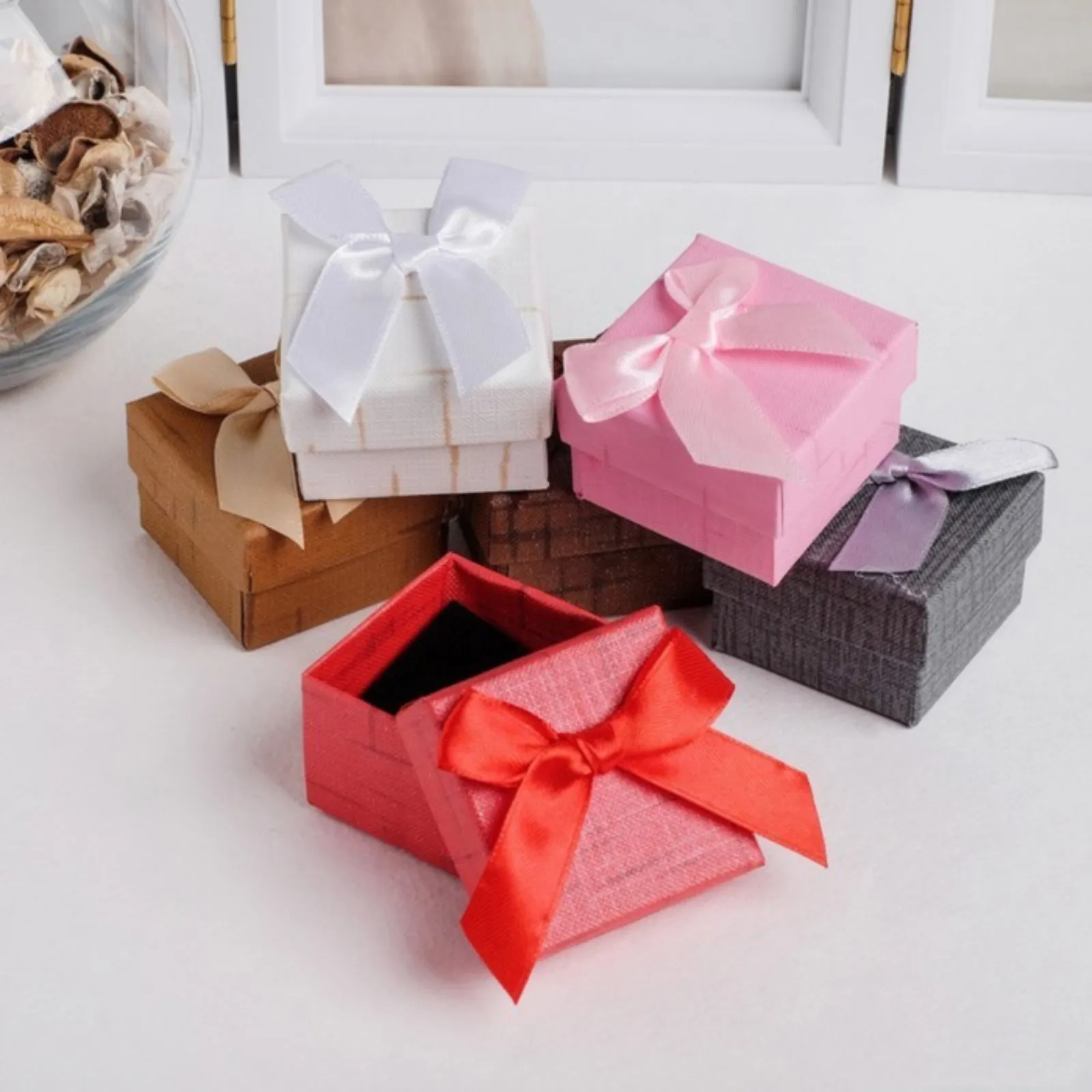 Подарочные коробки 5х5