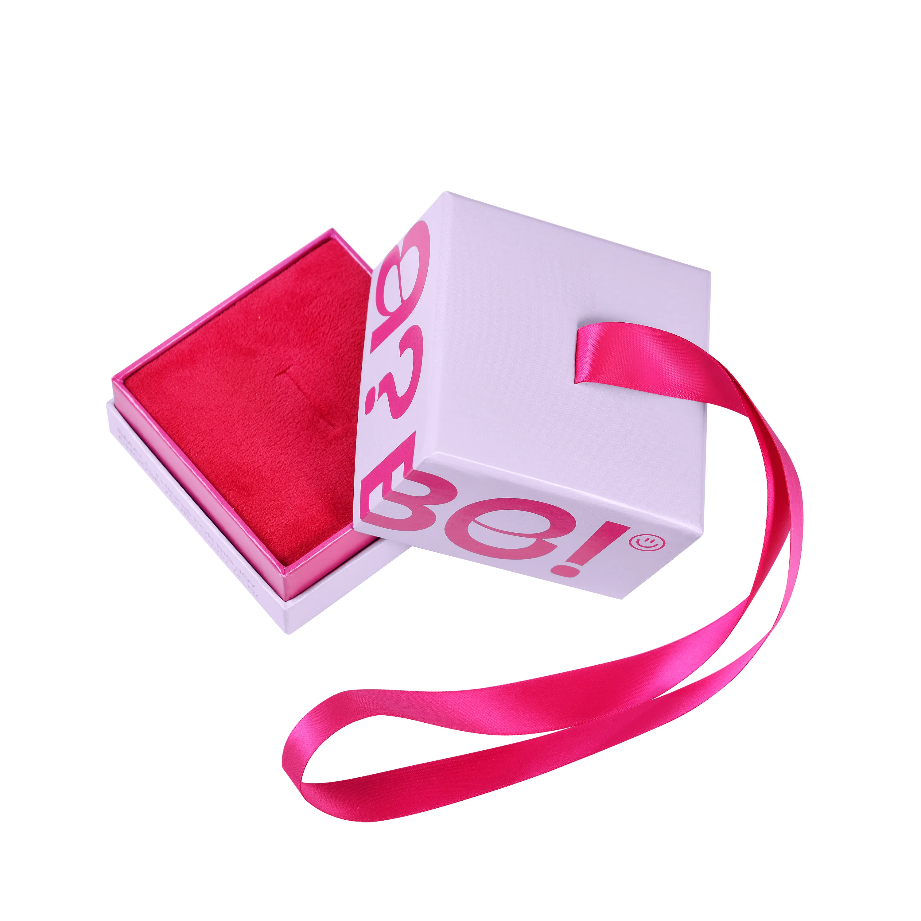 Подарочные коробки 7х7х3