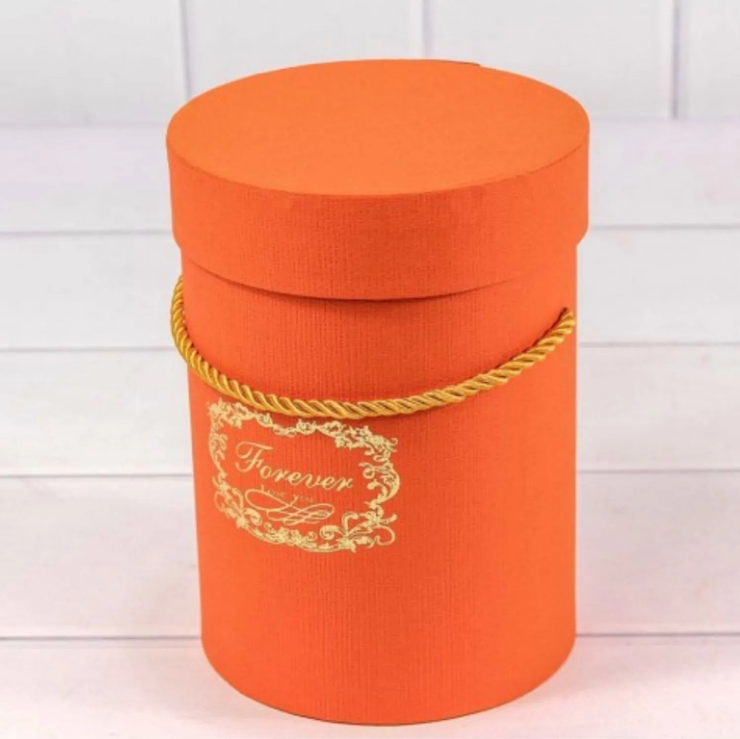 Оранжевые подарочные коробки