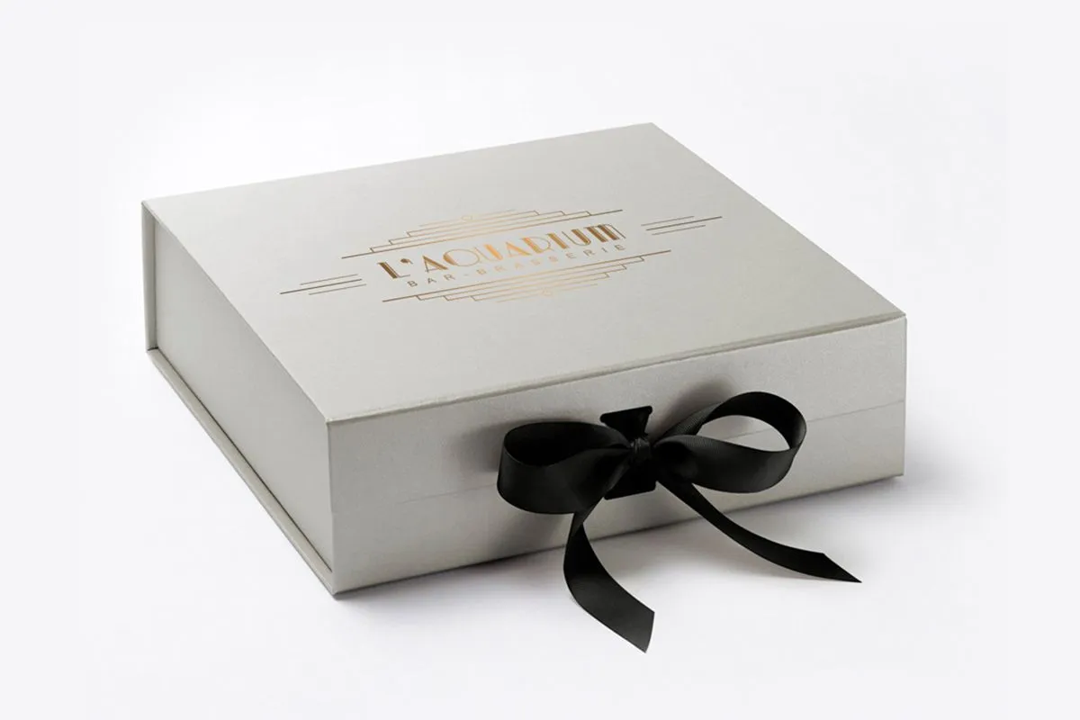 Подарочные коробки с логотипом