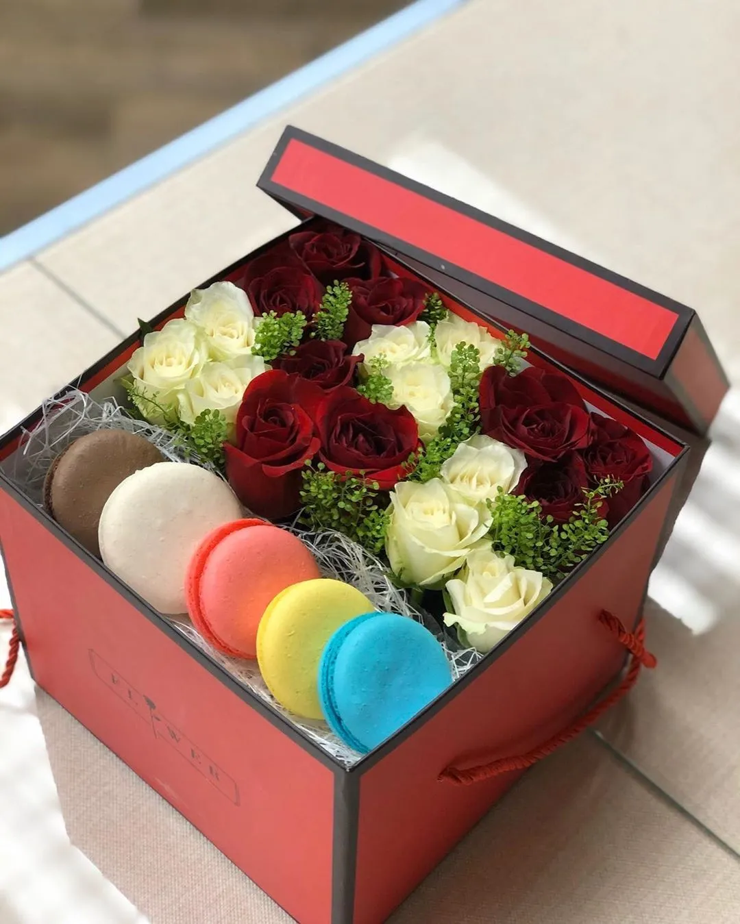 Подарочные коробки с отделениями