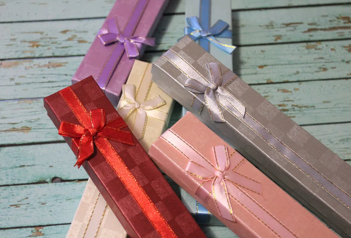 Узкие подарочные коробки