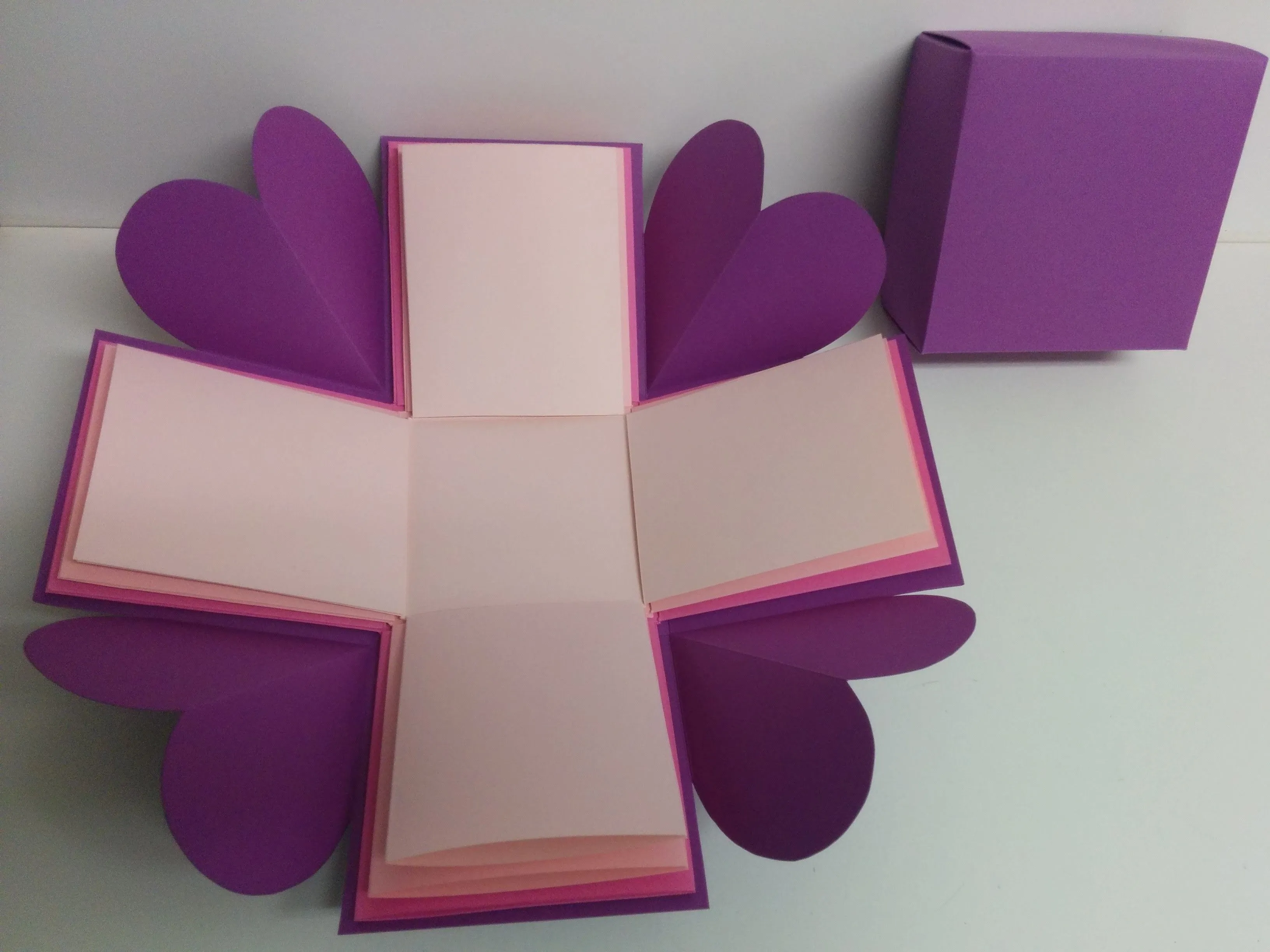 Распадающиеся подарочные коробки