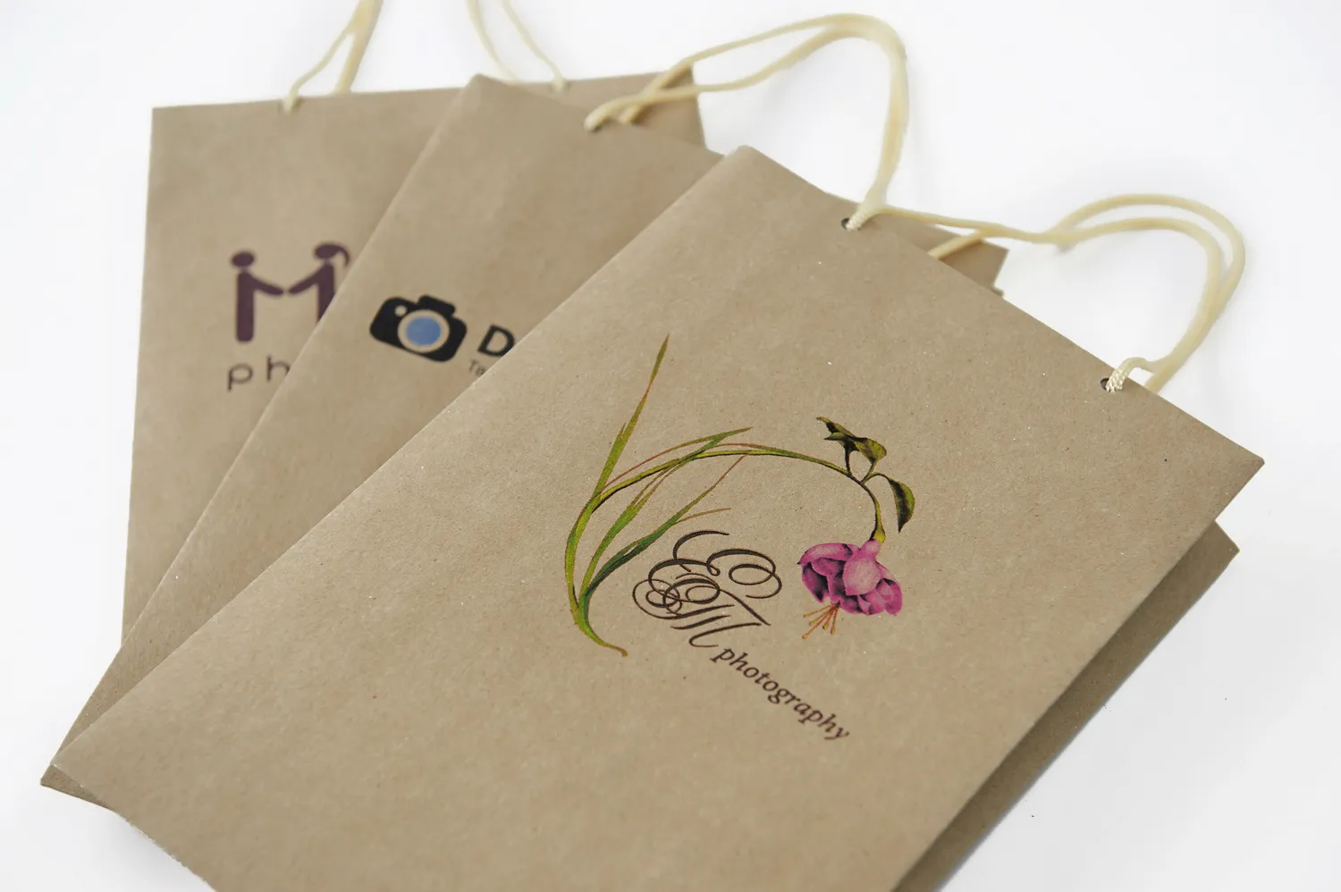 Дизайн бумажных пакетов