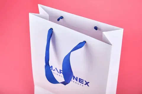 Бумажные пакеты с лентой