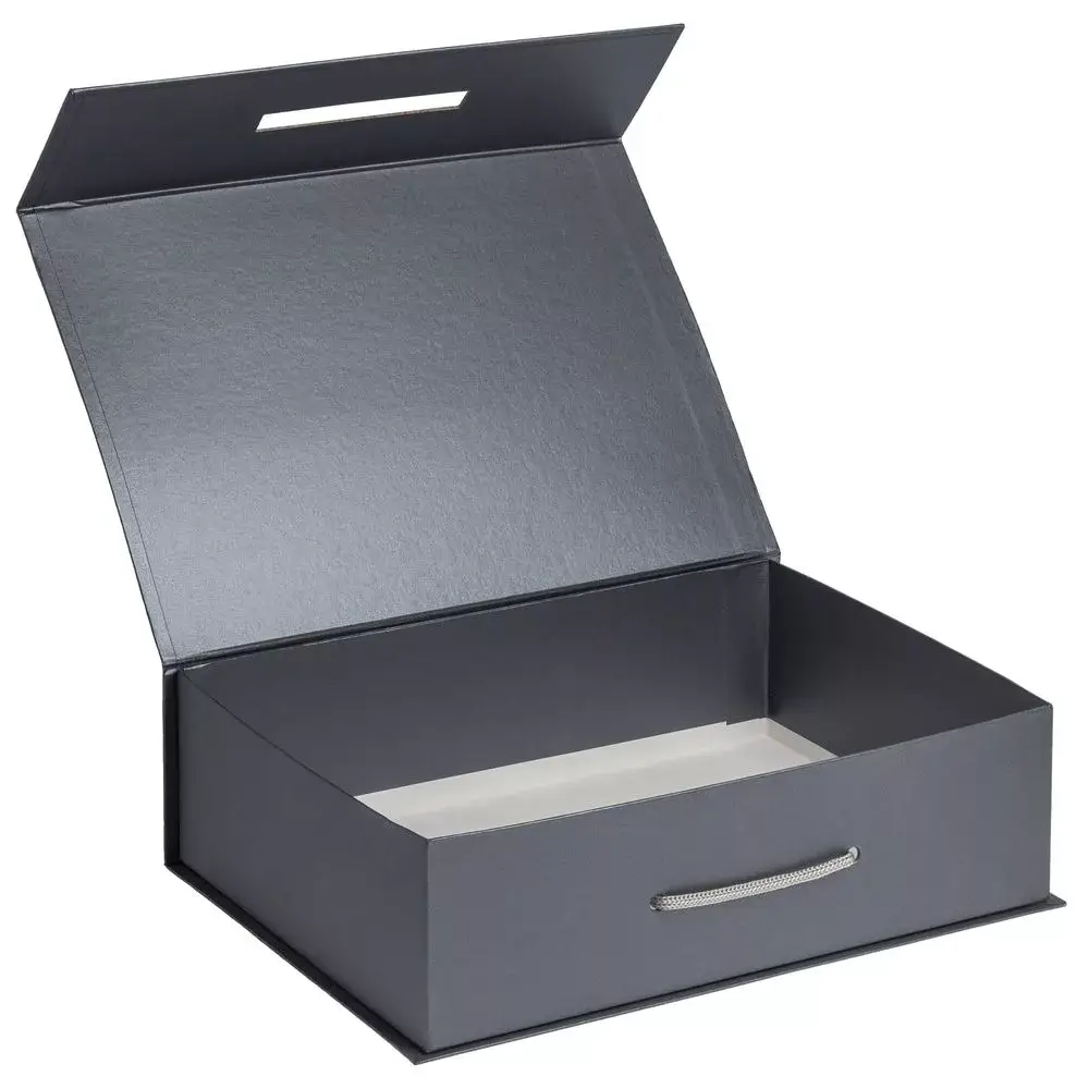 Картонные коробки с крышкой