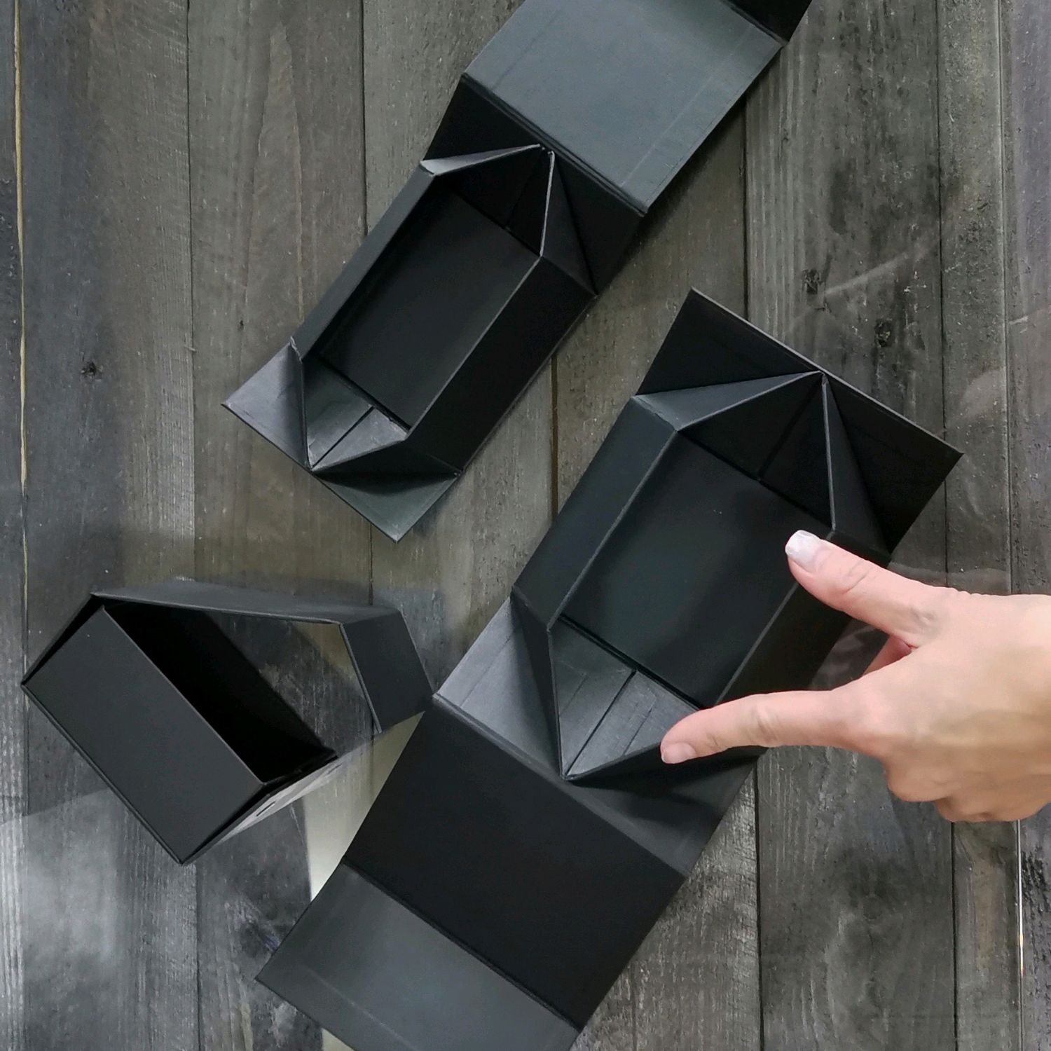 Изготовление самосборных коробок на магнитах