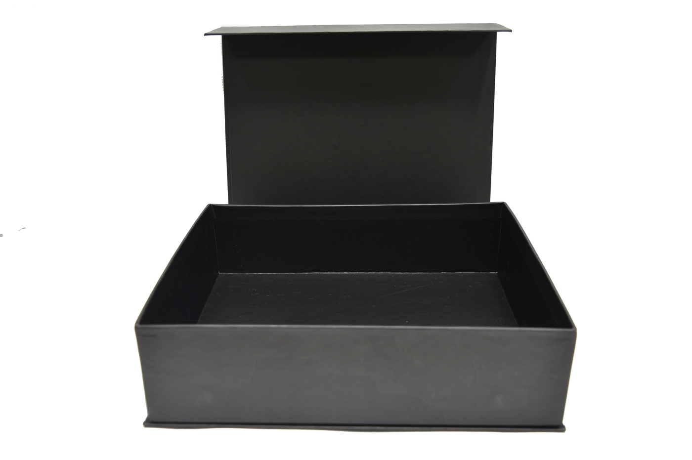 Изготовление черных коробок с магнитом