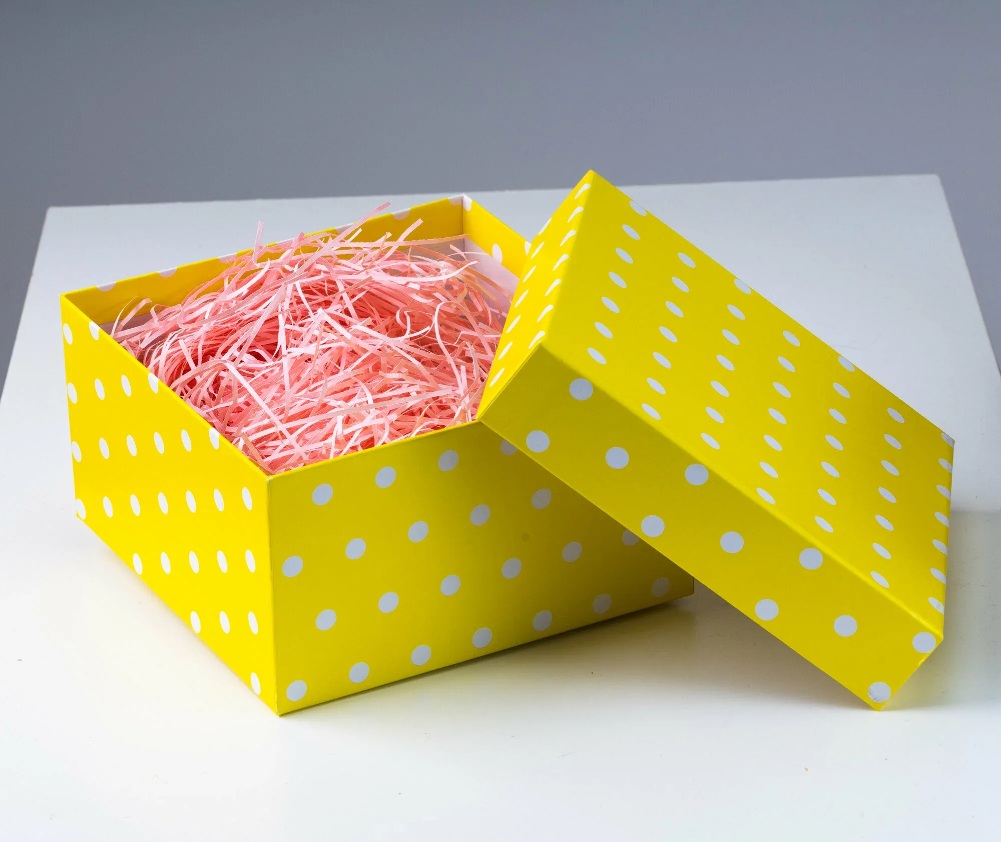 Изготовление подарочных коробок крышка-дно