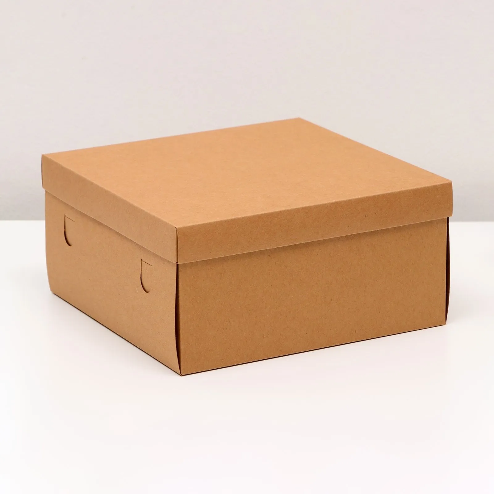 Изготовление квадратных картонных коробок с крышкой