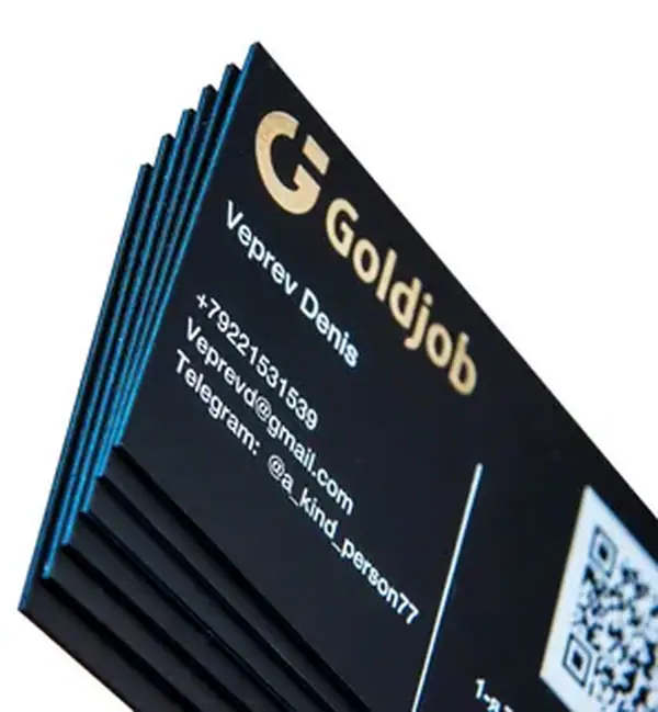 Кашированные визитки с лаком