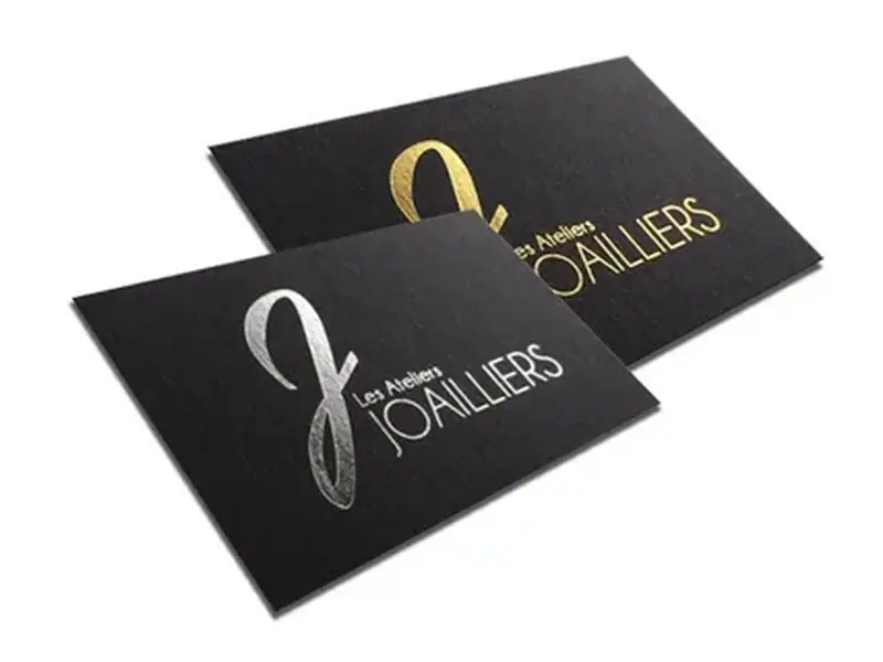 Черные визитки с лаком