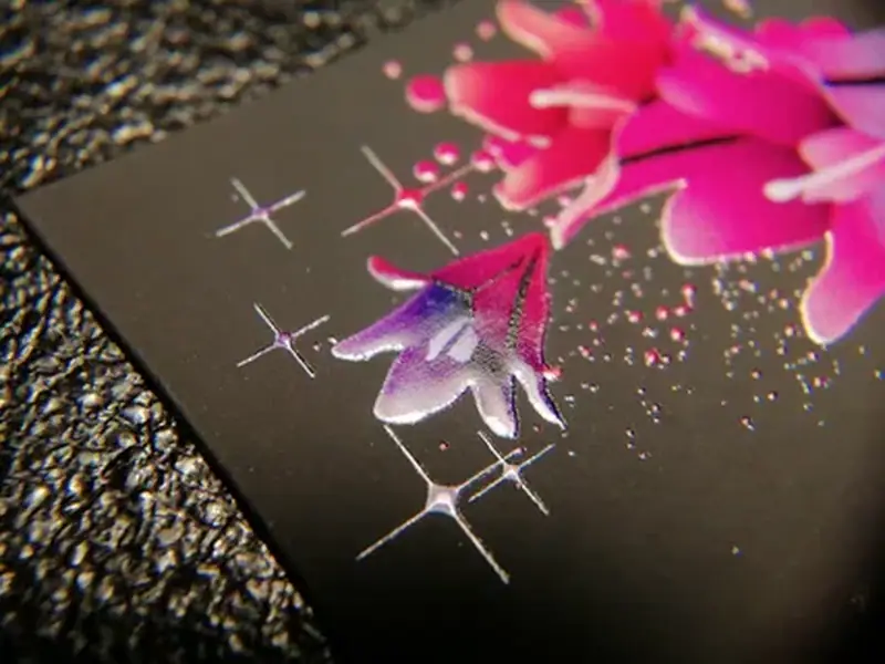 Визитки с выборочным лаком