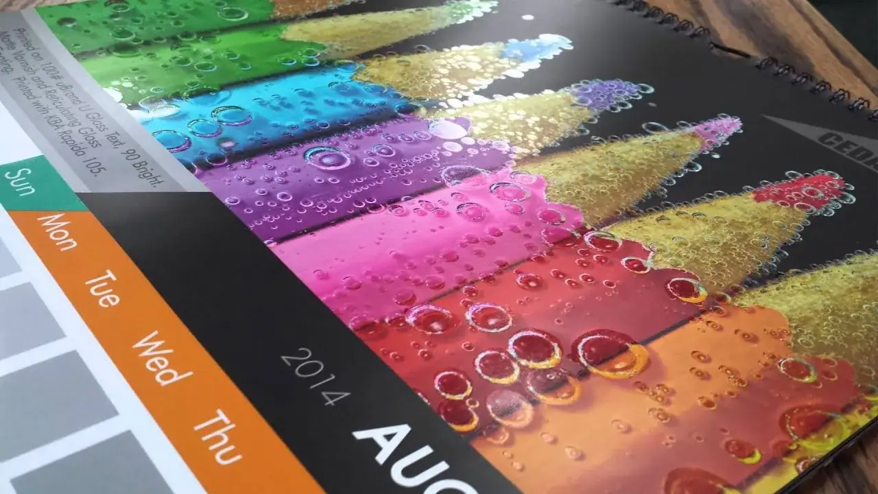 УФ печать буклетов