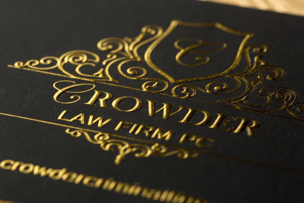 Горячее тиснение фольгой: особенности технологии