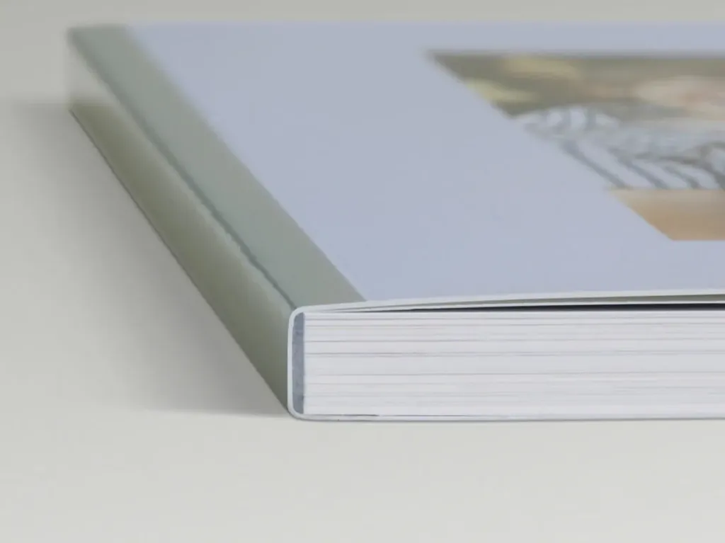 Клеевое бесшовное скрепление на PUR-клей