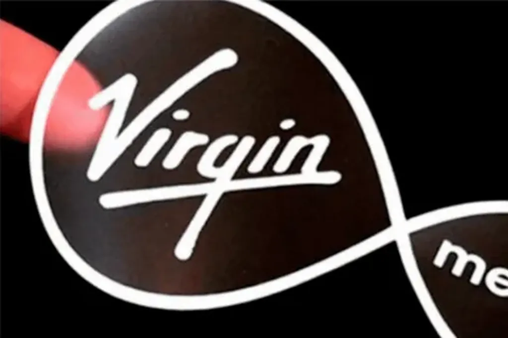 Печать виниловых наклеек