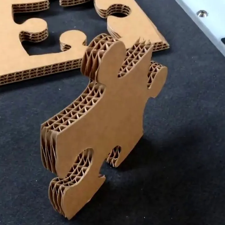 Плоттерная резка картона