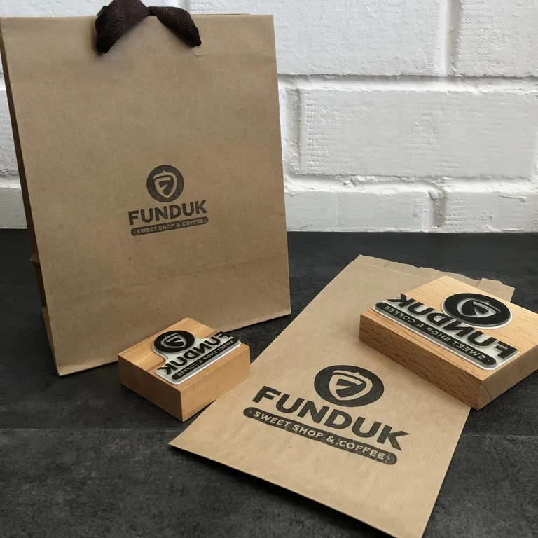 Производство брендированной упаковки с логотипом