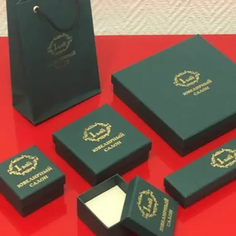 Производство брендированной упаковки с логотипом